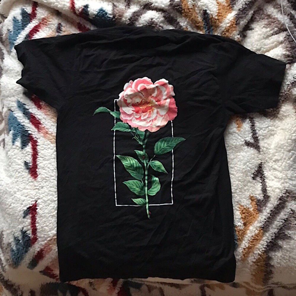 shawn mendes the tour merch size M
